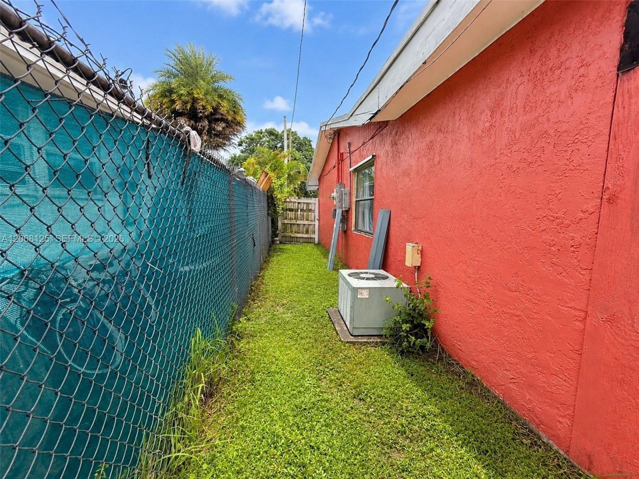 2745 NW 7th Ct , Fort Lauderdale, FL 33311 Photo