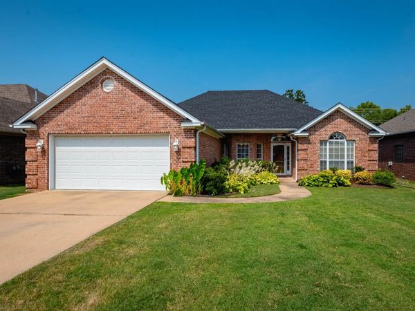 Maumelle, AR 72113