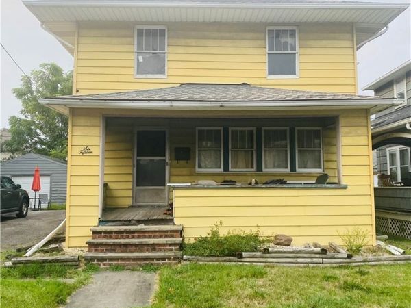 615 Dewey Avenue , Elyria, OH 44035