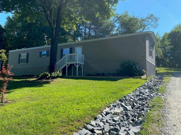 104 Fox Ridge Drive, Hendersonville, NC 28739
