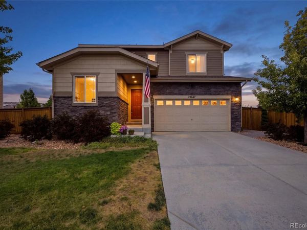 25647 E Maple Avenue, Aurora, CO 80018