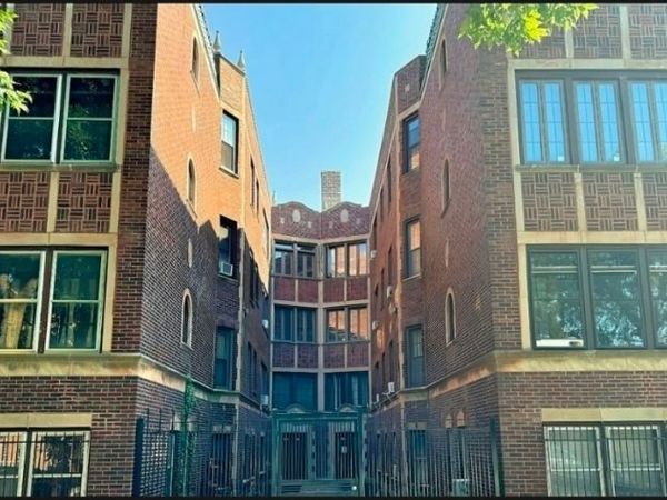 815 E 53rd Street, Unit 3, Chicago, IL 60615