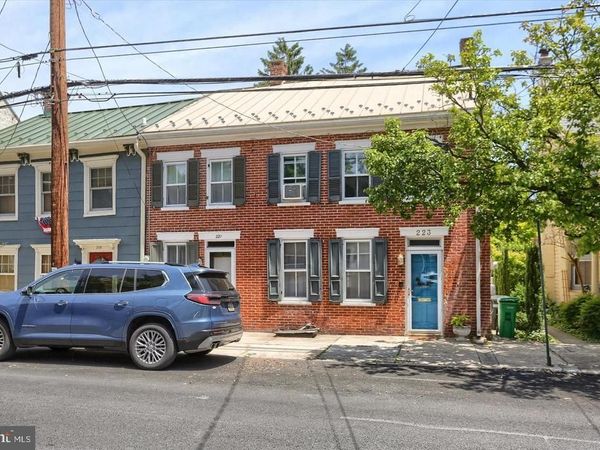 223 S PITT STREET , CARLISLE, PA 17013