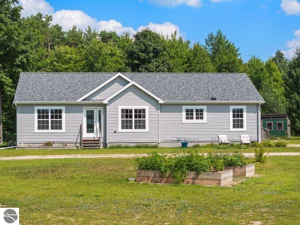 7533 Maple N, Mancelona, MI 49659