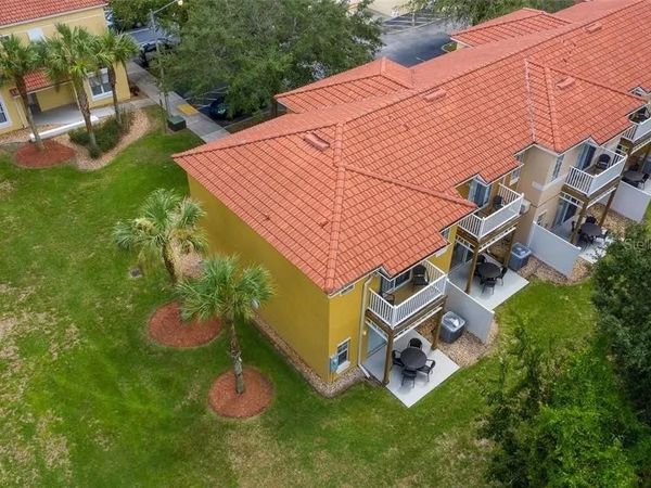 1055 PARK RIDGE CIRCLE, KISSIMMEE, FL 34746