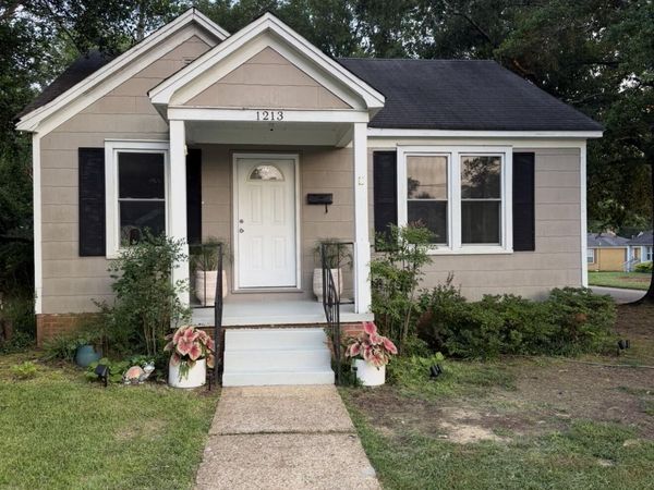 1213 Marshall St., Tupelo, MS 38804