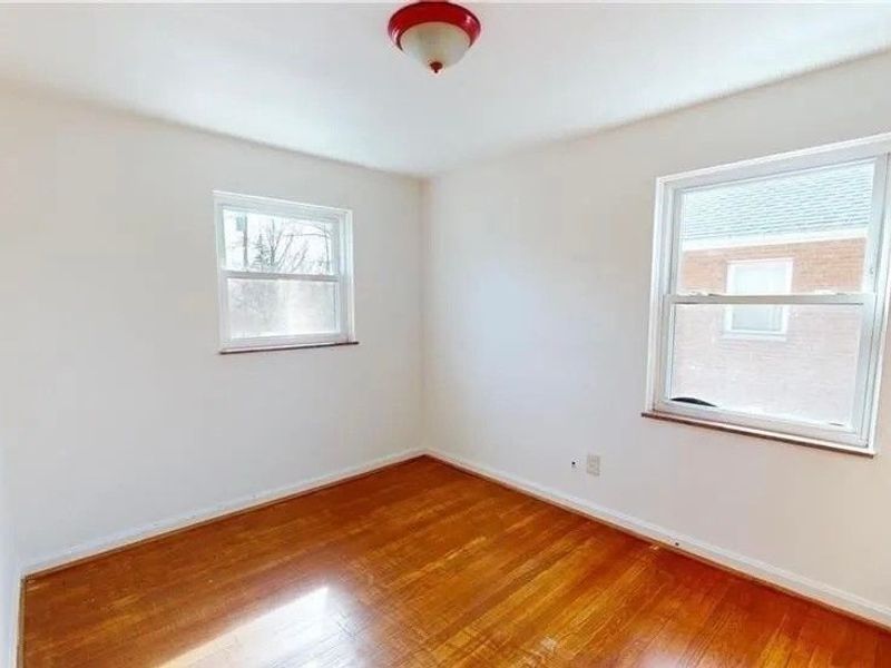 20460 Lakeshore Boulevard, Euclid, OH 44123 Photo 16