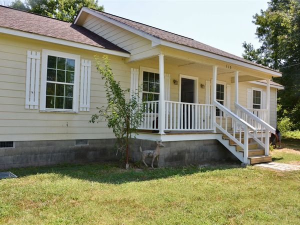 510 Spruce Street , Henryetta, OK 74437