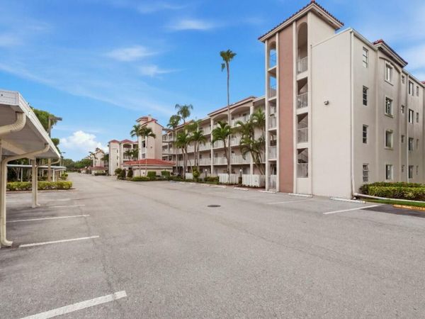 6112 HUNTWICK Terrace, Unit 108, Delray Beach, FL 33484