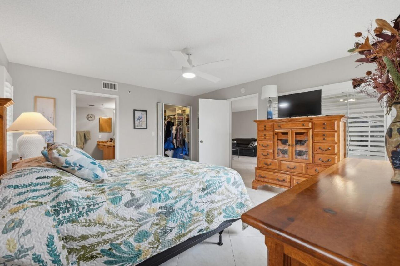 6112 Huntwick Terrace, Unit 108, Delray Beach, FL 33484 Photo