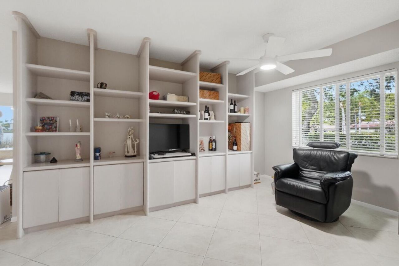 6112 Huntwick Terrace, Unit 108, Delray Beach, FL 33484 Photo