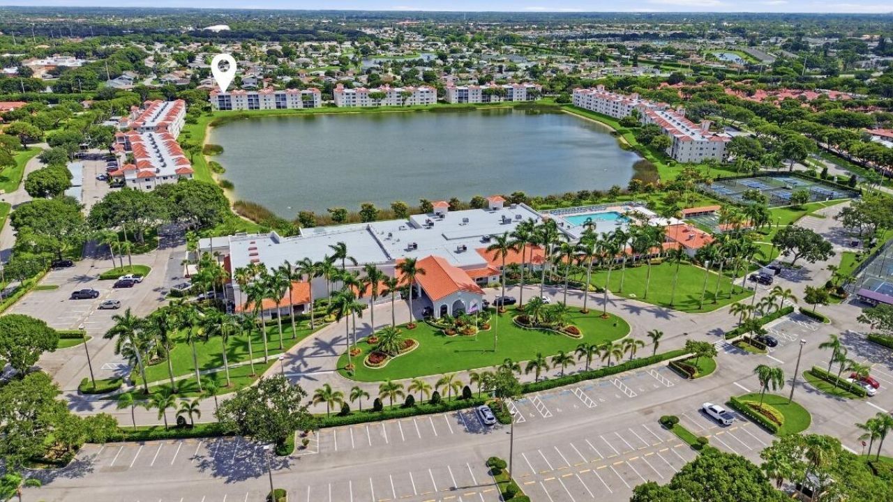 6112 Huntwick Terrace, Unit 108, Delray Beach, FL 33484 Photo