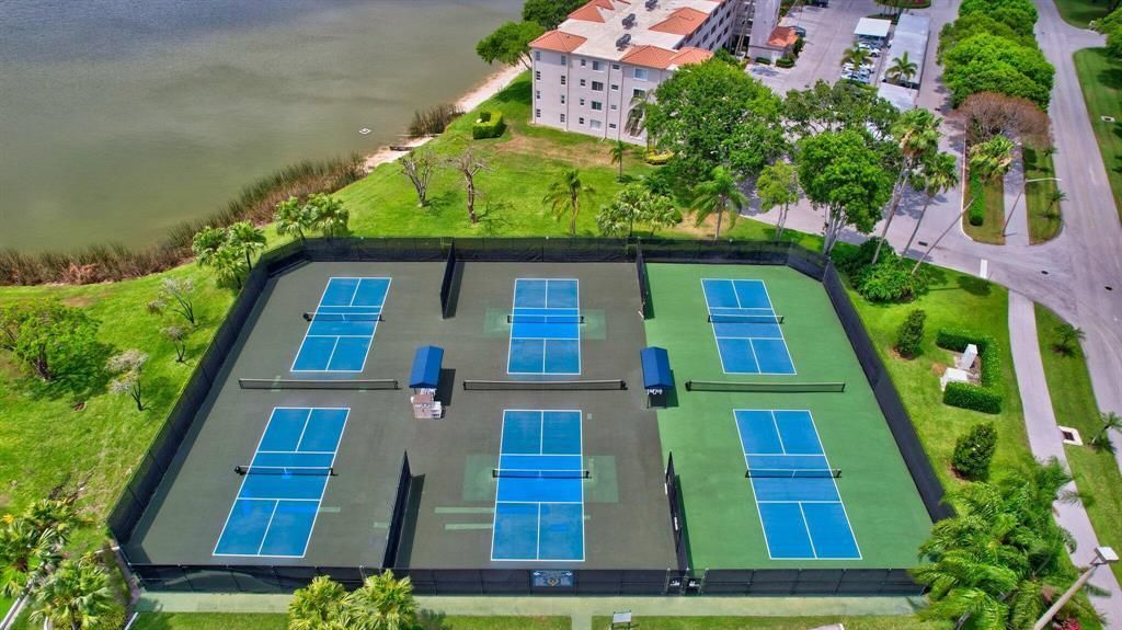 6112 Huntwick Terrace, Unit 108, Delray Beach, FL 33484 Photo