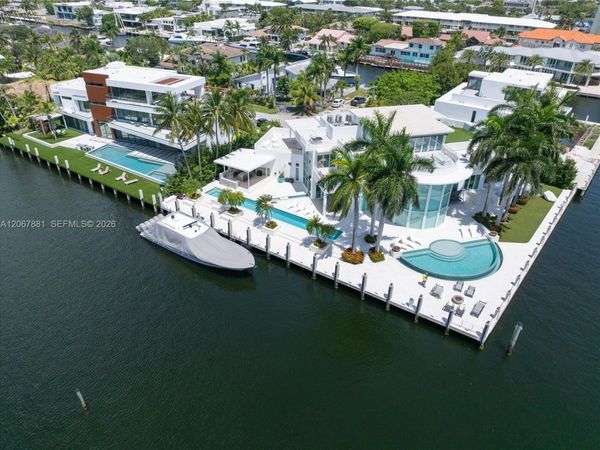 2890 NE 28th St , Fort Lauderdale, FL 33306