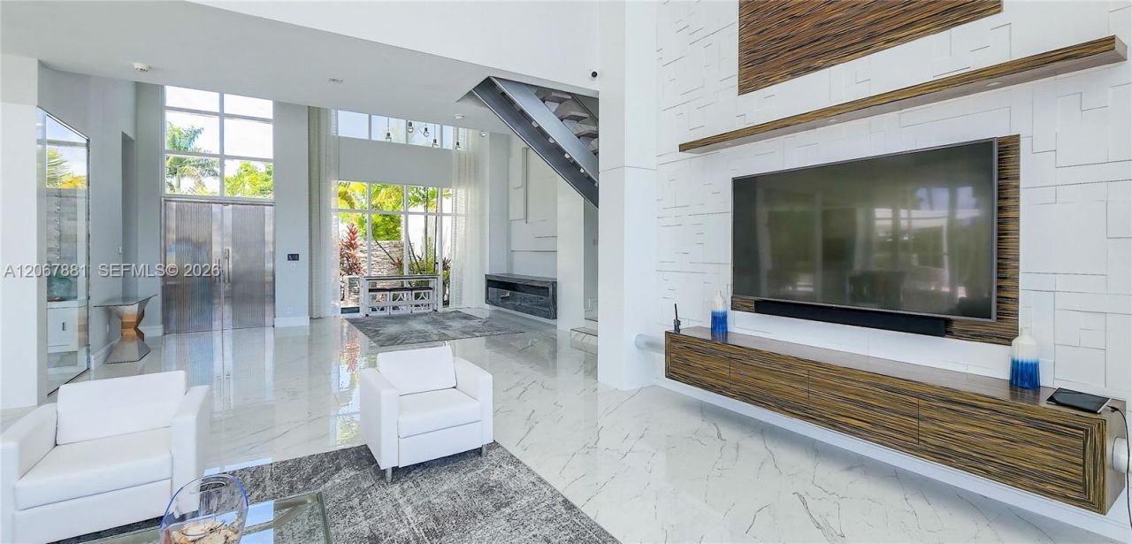 2890 NE 28th St , Fort Lauderdale, FL 33306 Photo