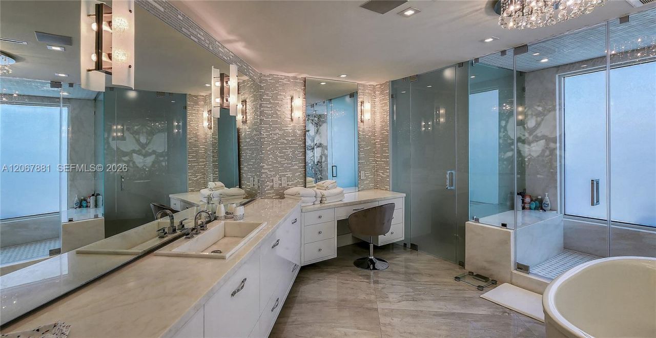 2890 NE 28th St , Fort Lauderdale, FL 33306 Photo