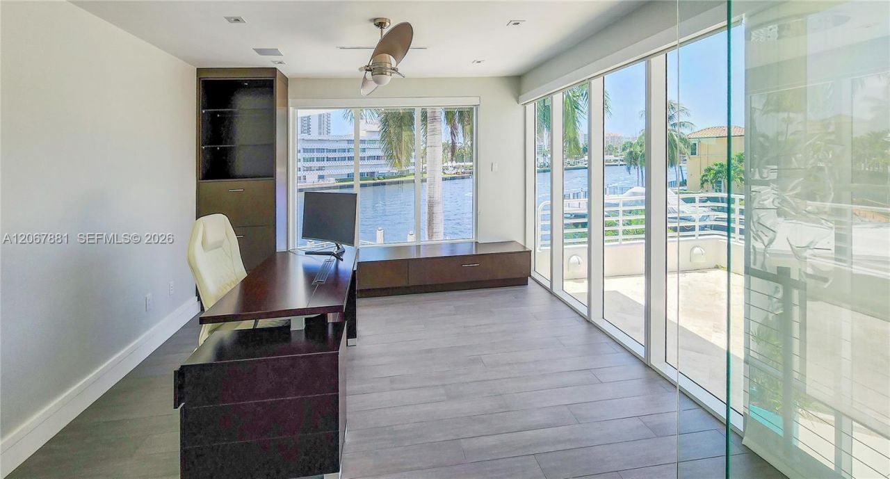 2890 NE 28th St , Fort Lauderdale, FL 33306 Photo