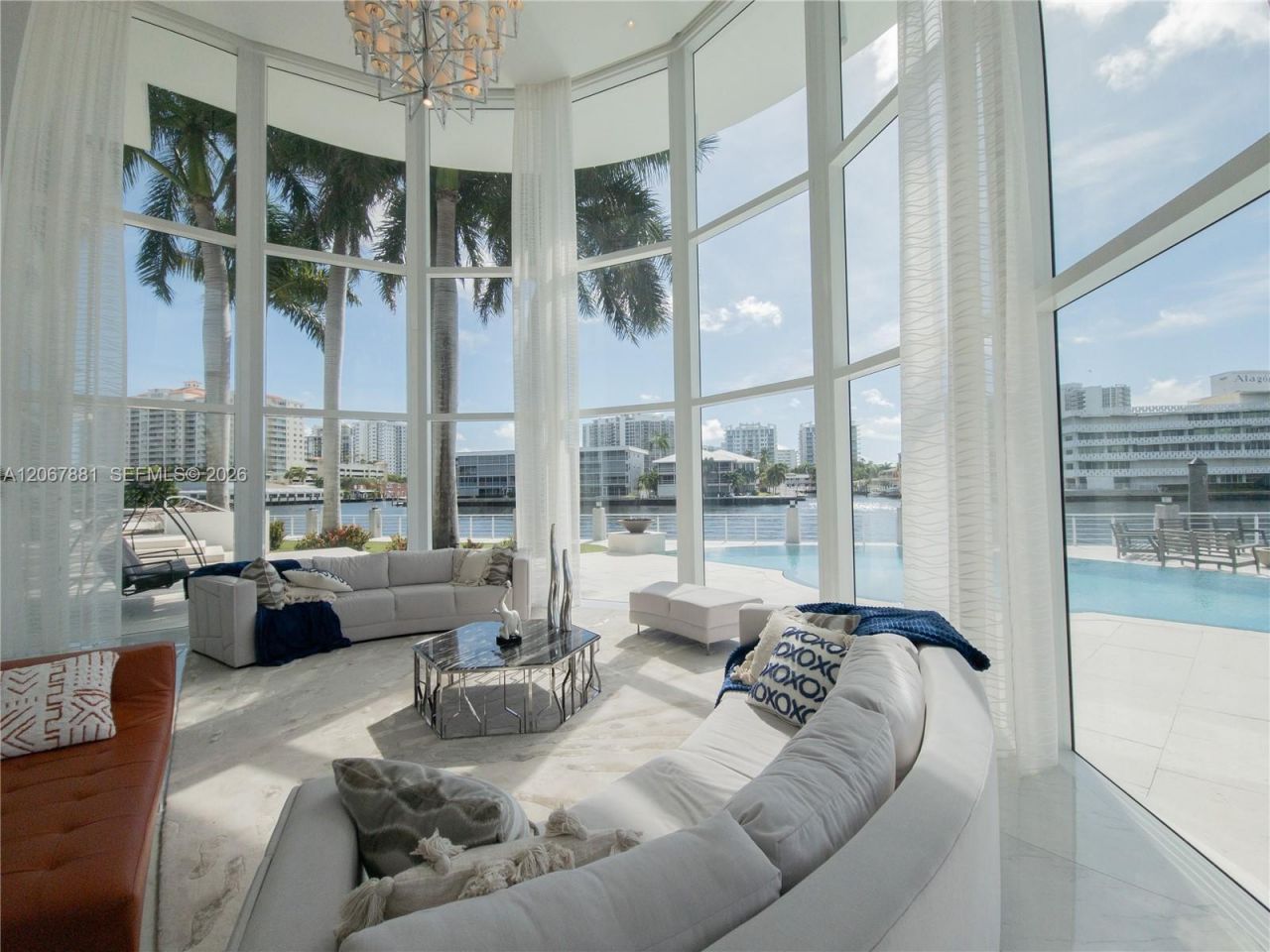 2890 NE 28th St , Fort Lauderdale, FL 33306 Photo