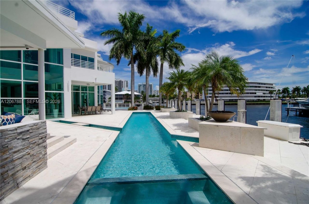 2890 NE 28th St , Fort Lauderdale, FL 33306 Photo