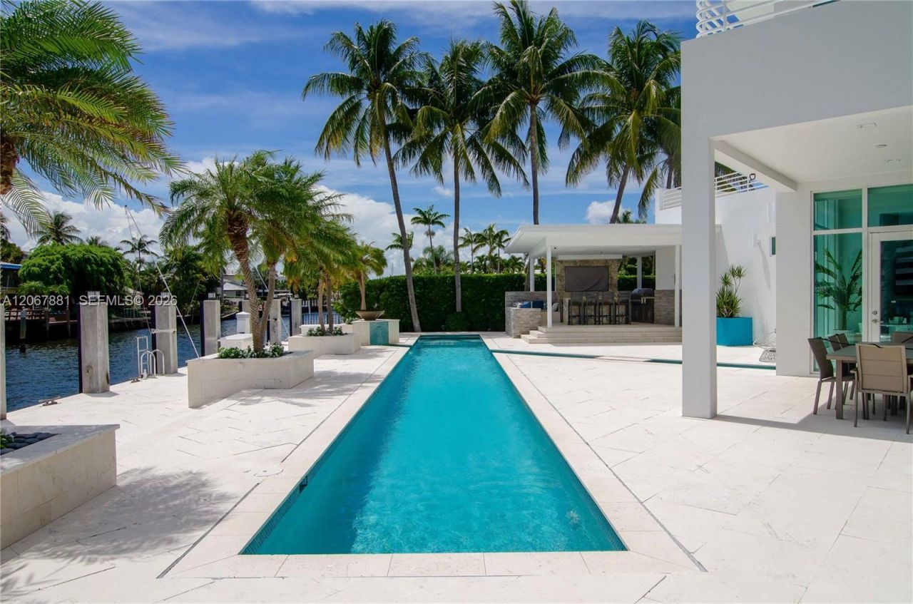 2890 NE 28th St , Fort Lauderdale, FL 33306 Photo