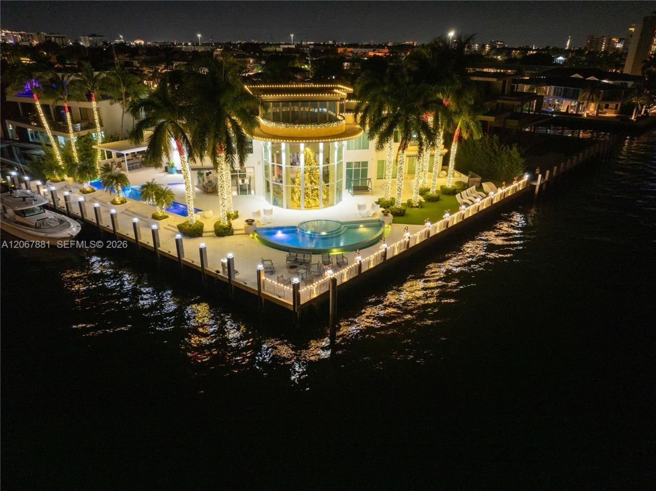 2890 NE 28th St , Fort Lauderdale, FL 33306 Photo