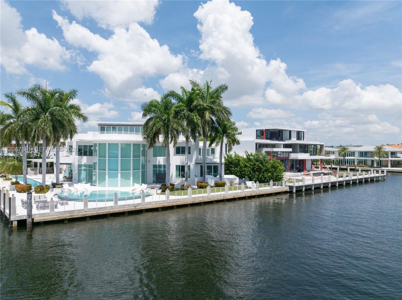 2890 NE 28th St , Fort Lauderdale, FL 33306 Photo