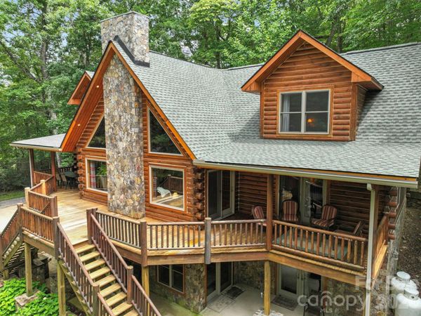 475 S Toe River Road, Burnsville, NC 28714