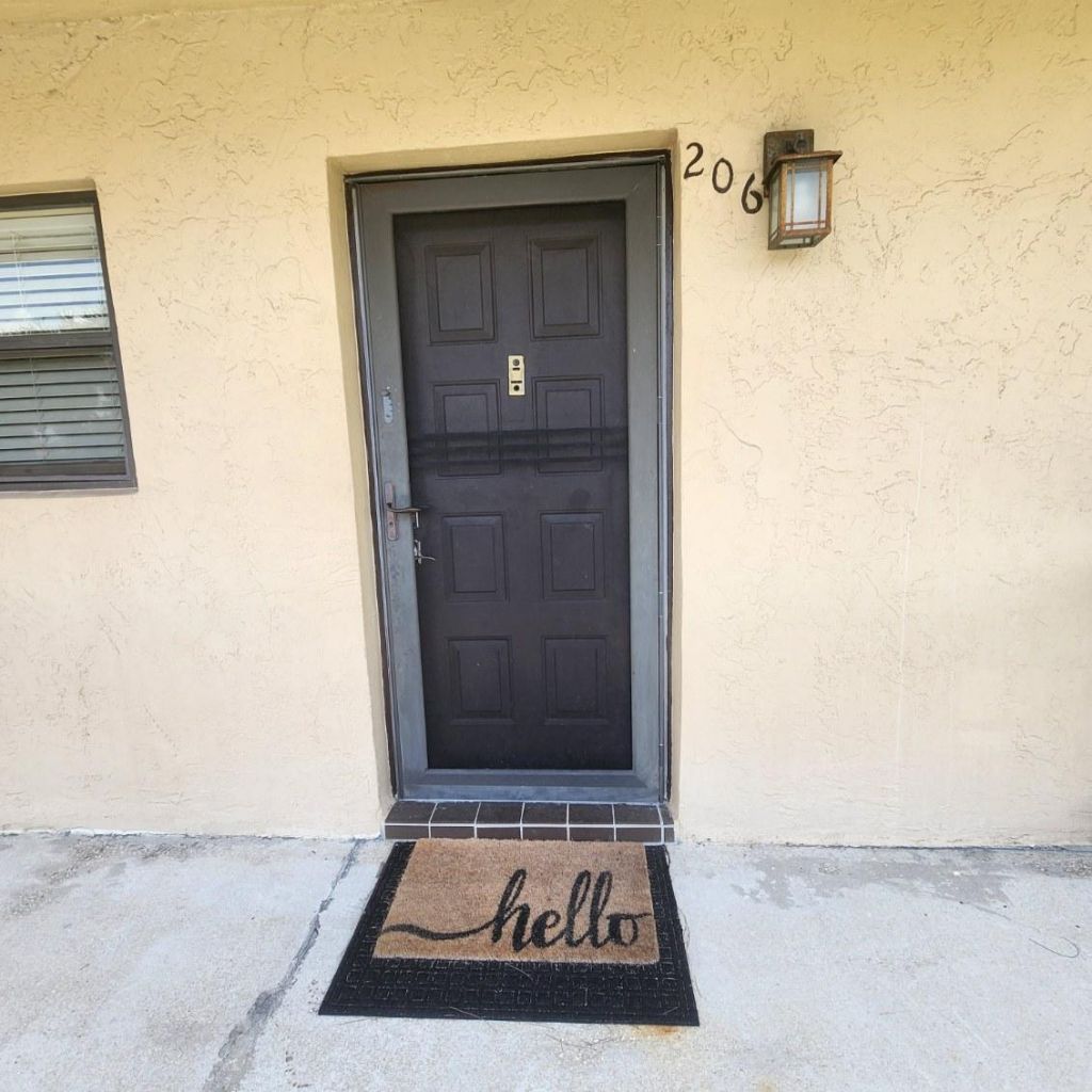 21902 Lake Forest Circle, Unit 206, Boca Raton, FL 33433 Photo