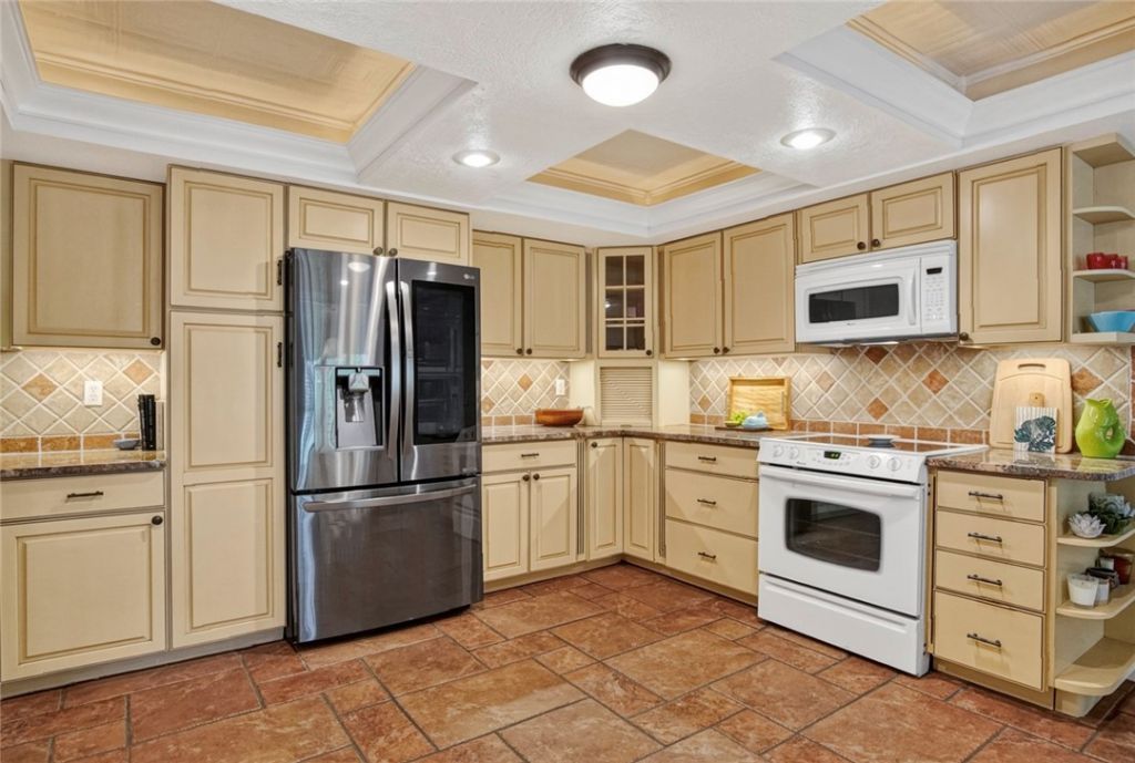 3400 Twin Lakes Terrace, Unit 201, Fort Pierce, FL 34951 Photo