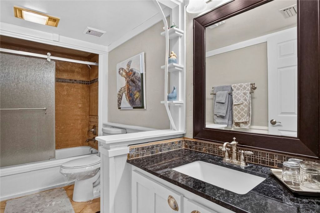 3400 Twin Lakes Terrace, Unit 201, Fort Pierce, FL 34951 Photo