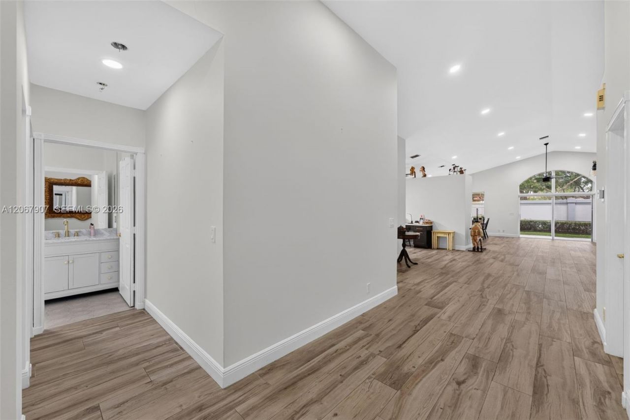 10471 S Utopia Cir S, Boynton Beach, FL 33437 Photo