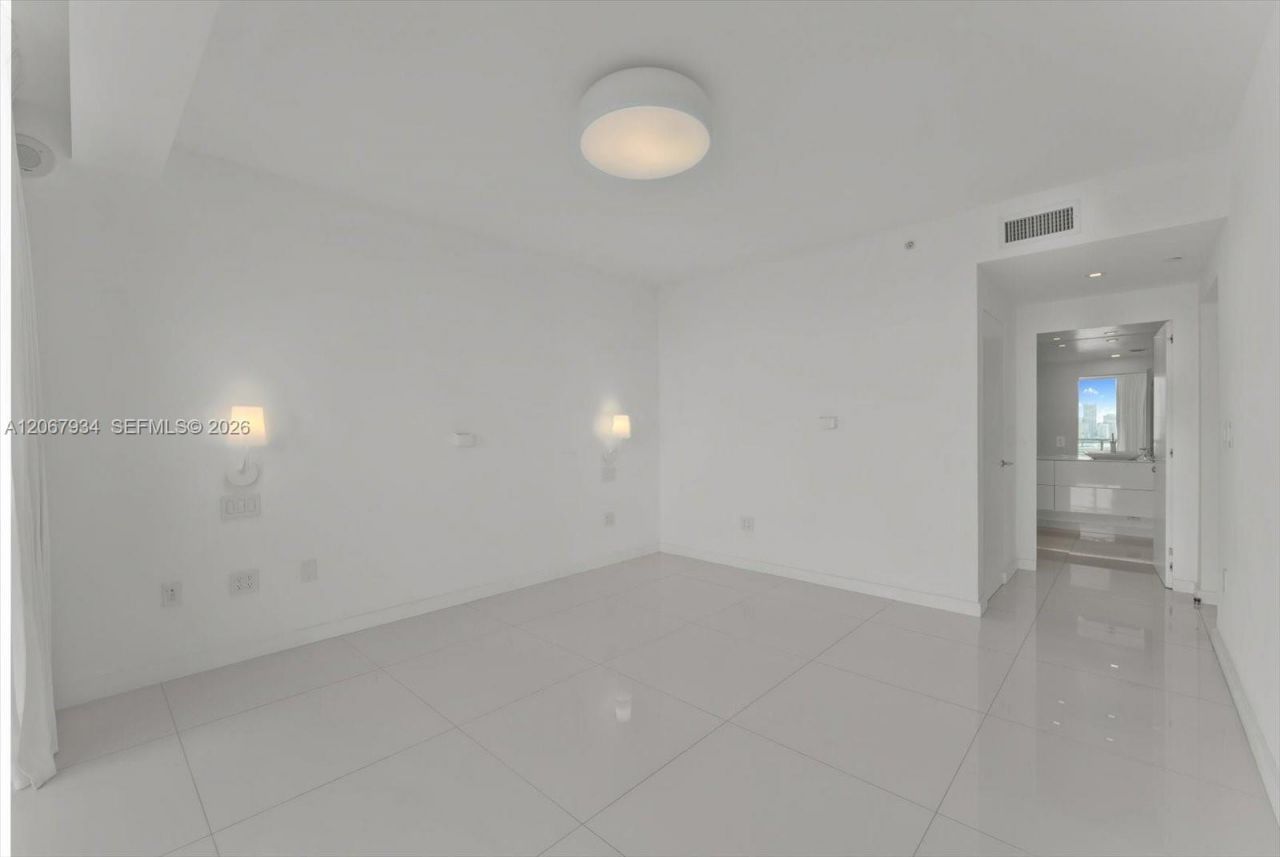 520 West Ave , Unit 2101, Miami Beach, FL 33139 Photo