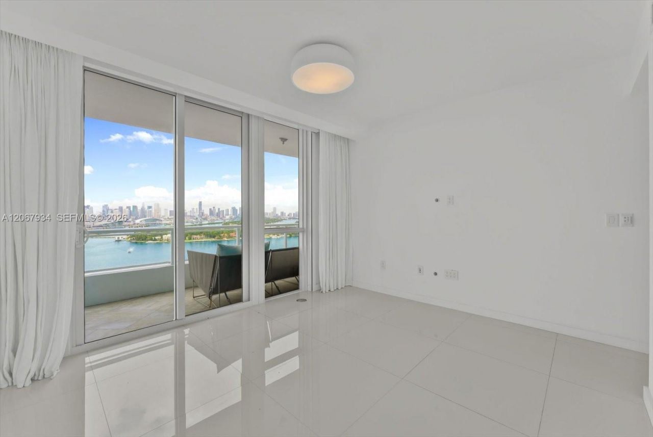 520 West Ave , Unit 2101, Miami Beach, FL 33139 Photo