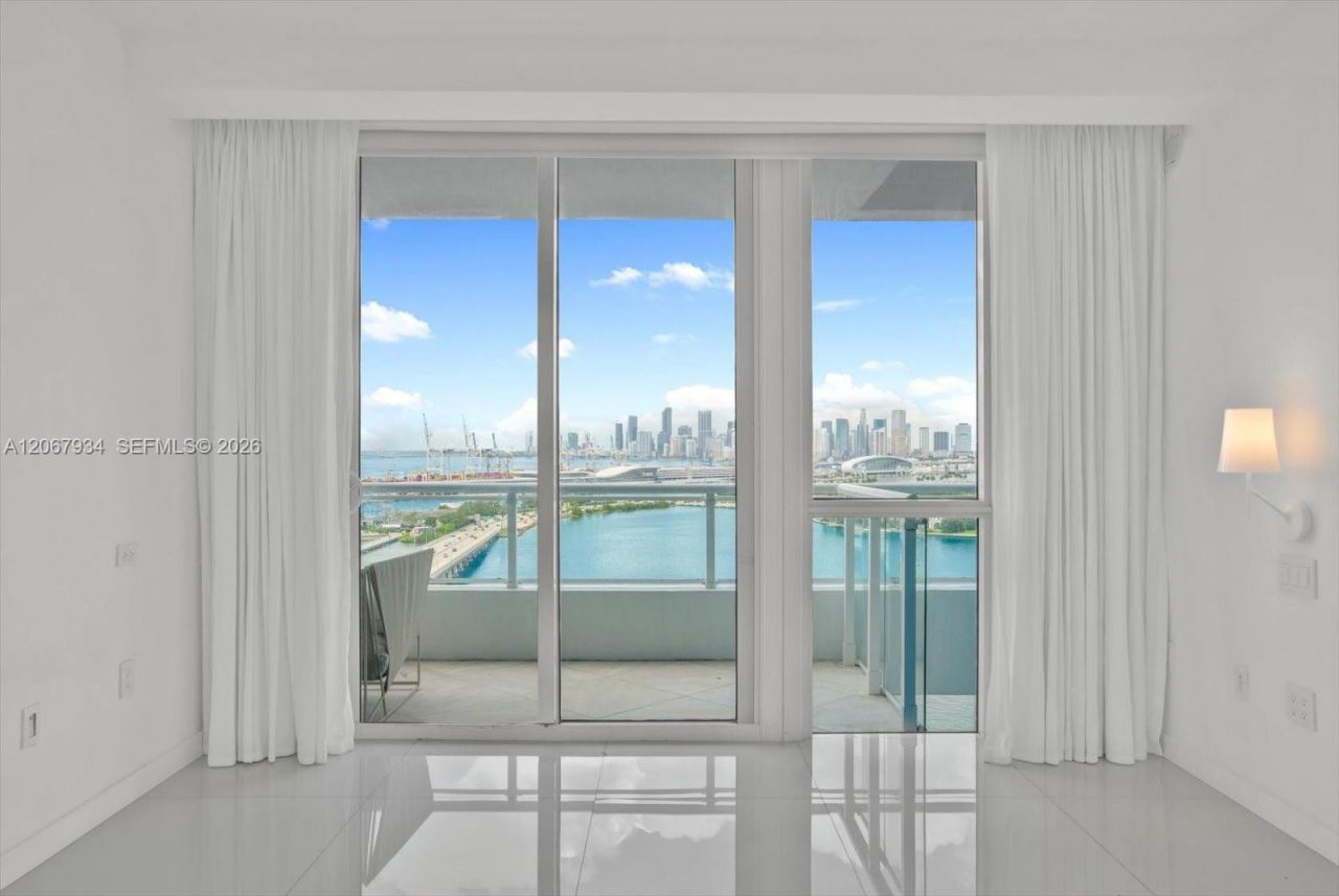 520 West Ave , Unit 2101, Miami Beach, FL 33139 Photo
