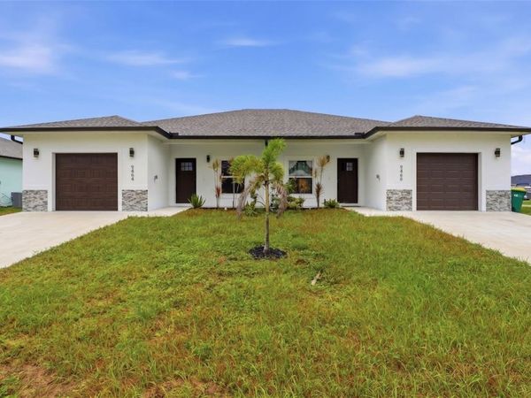 9464 PANAMA CIRCLE , PORT CHARLOTTE, FL 33981