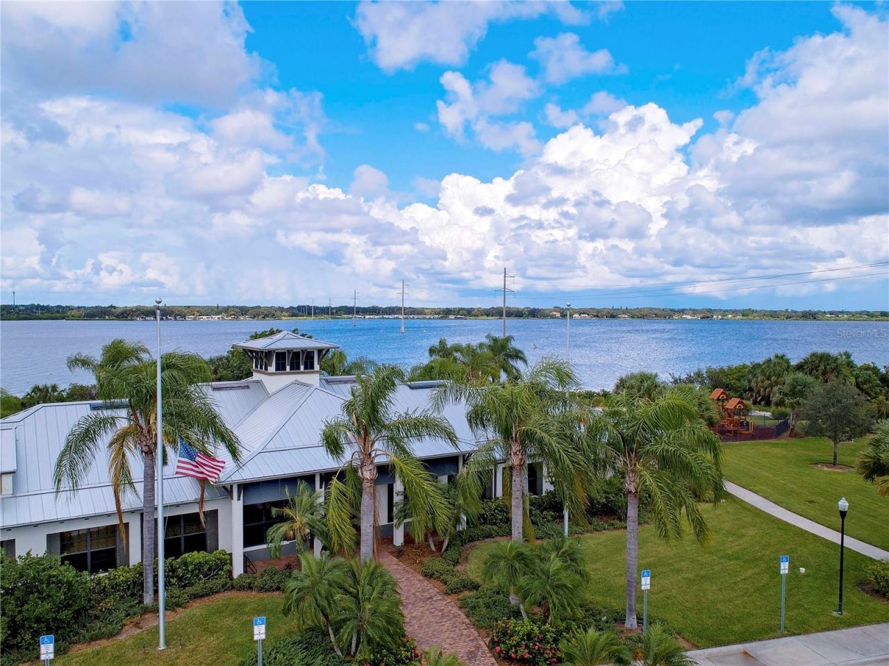 1030 Overlook Court , Bradenton, FL 34208 Photo