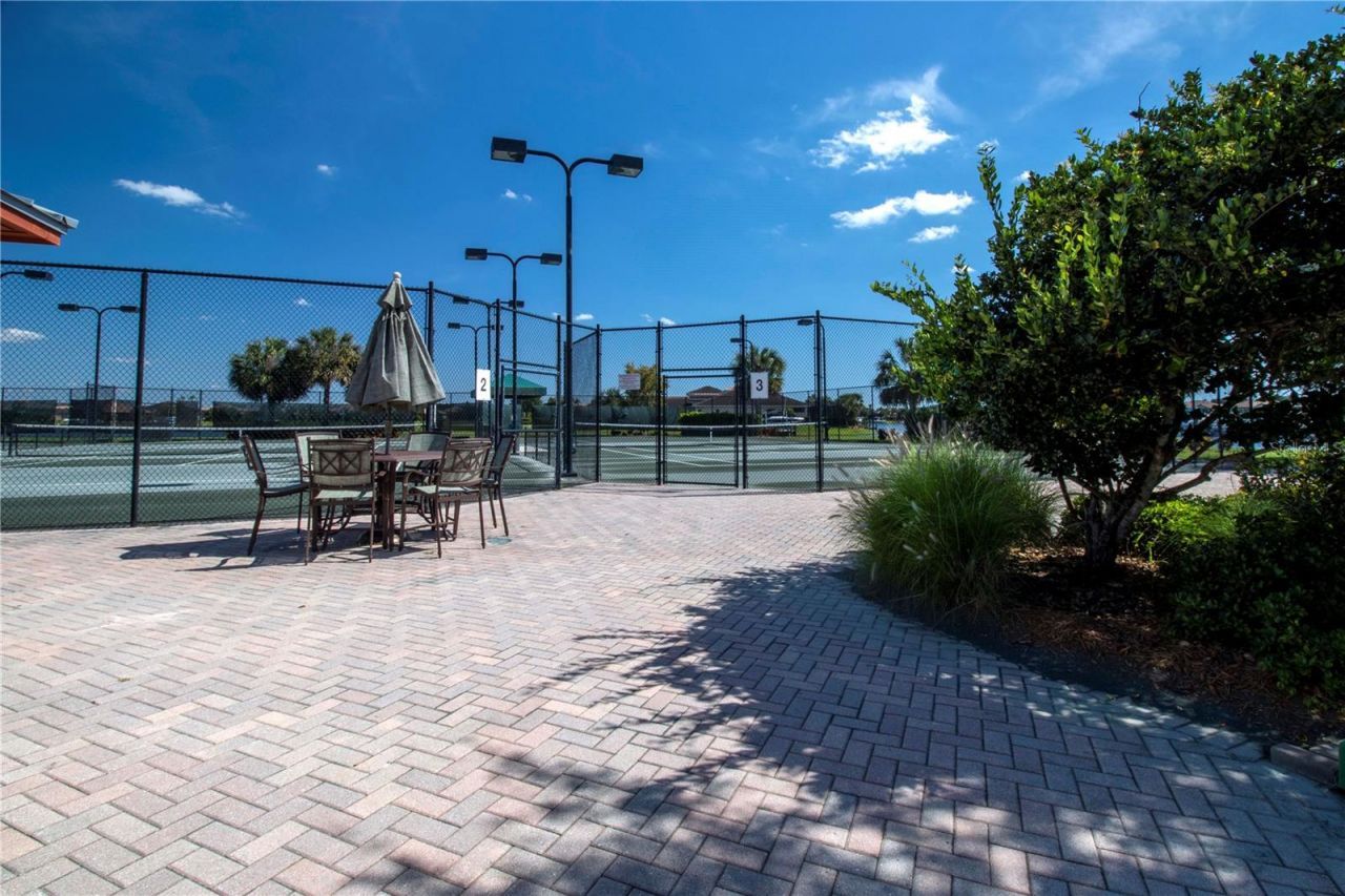 1030 Overlook Court , Bradenton, FL 34208 Photo