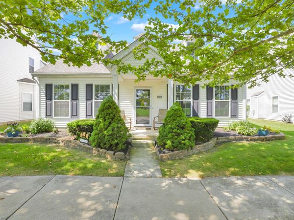 6039 Grand Strand Avenue , Westerville, OH 43081