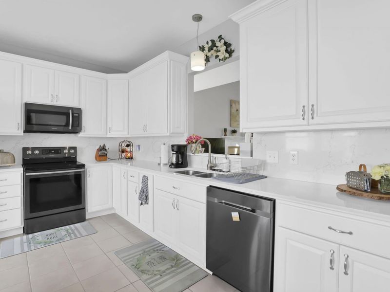 6039 Grand Strand Avenue, Westerville, OH 43081 Photo 11