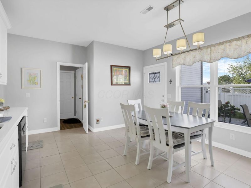 6039 Grand Strand Avenue, Westerville, OH 43081 Photo 9