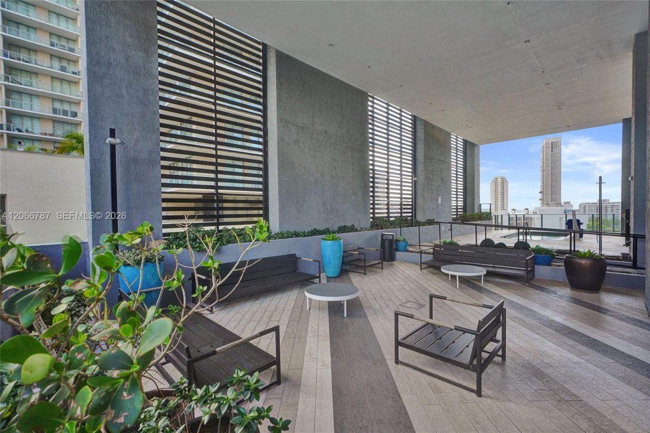 121 NE 34th St , Unit 2310, Miami, FL 33137 Photo