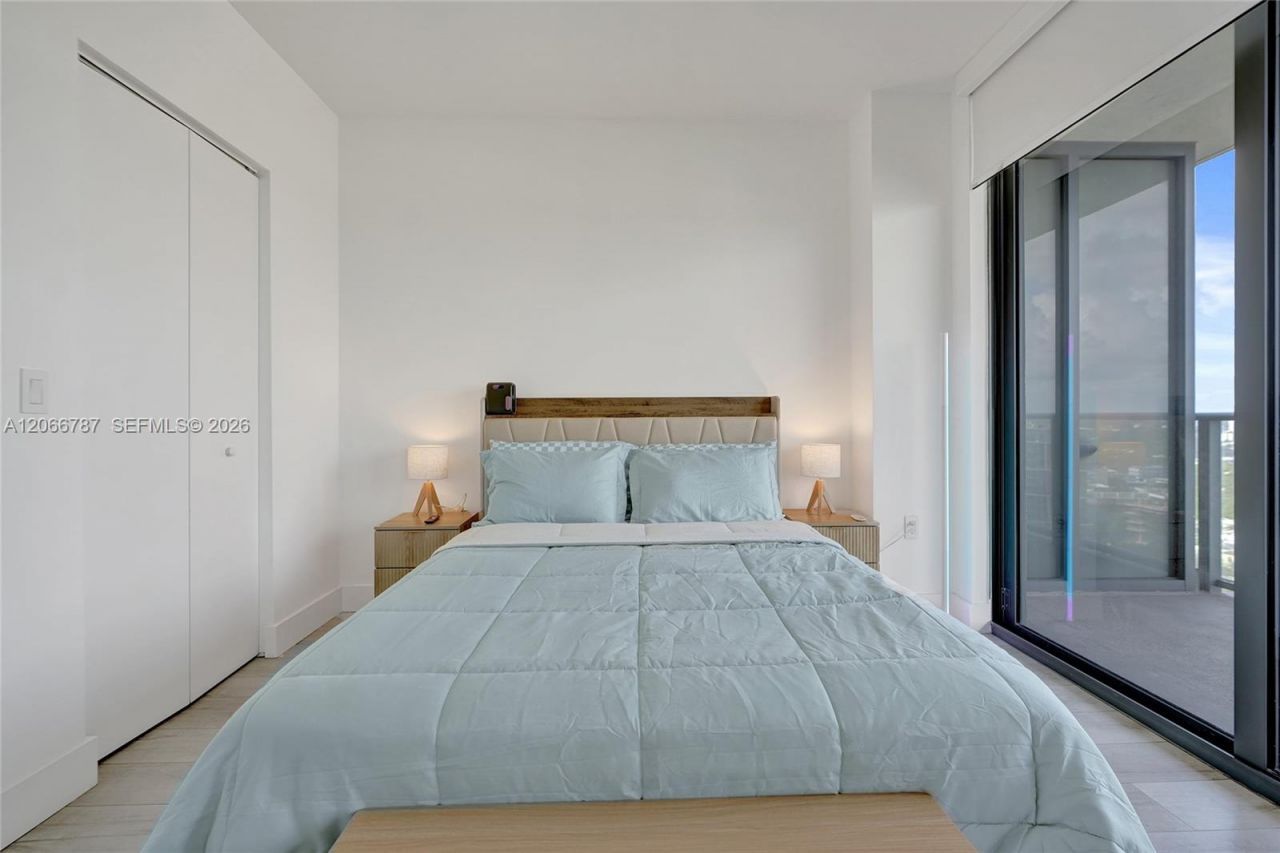 121 NE 34th St , Unit 2310, Miami, FL 33137 Photo