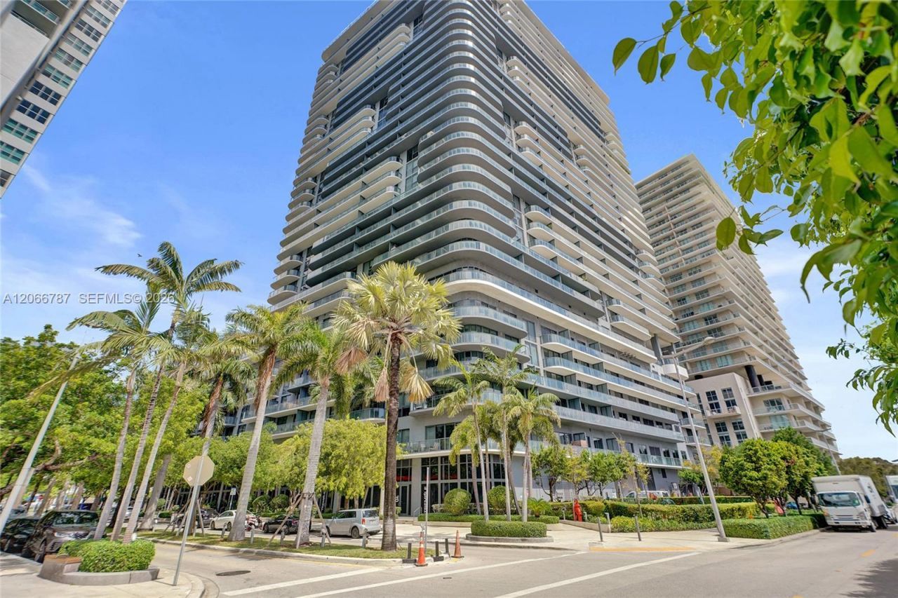 121 NE 34th St , Unit 2310, Miami, FL 33137 Photo