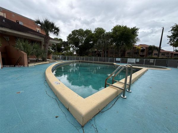 17650 NW 68th Ave , Unit A2008, Hialeah, FL 33015