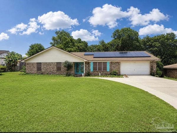 6 Rodgers Pl, Pensacola, FL 32506