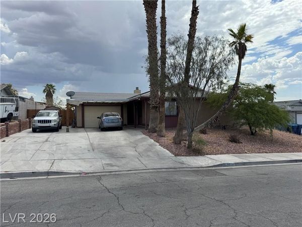 6881 Legalla Lane, Las Vegas, NV 89156