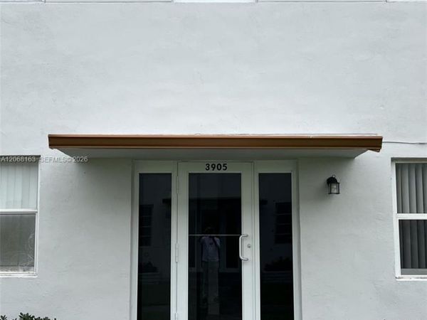 3911 W Flagler St , Unit 2C, Miami, FL 33134