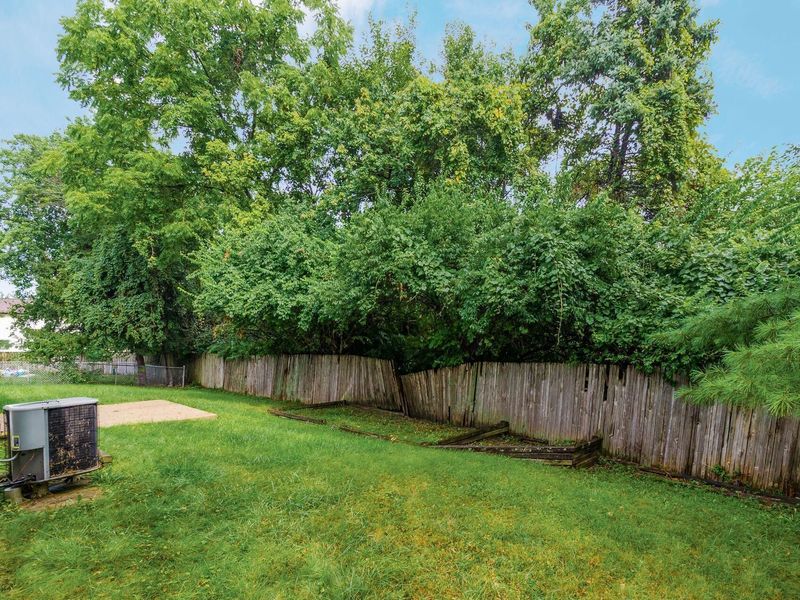 5845-5847 Forest Hills Boulevard, Columbus, OH 43231 Photo 10