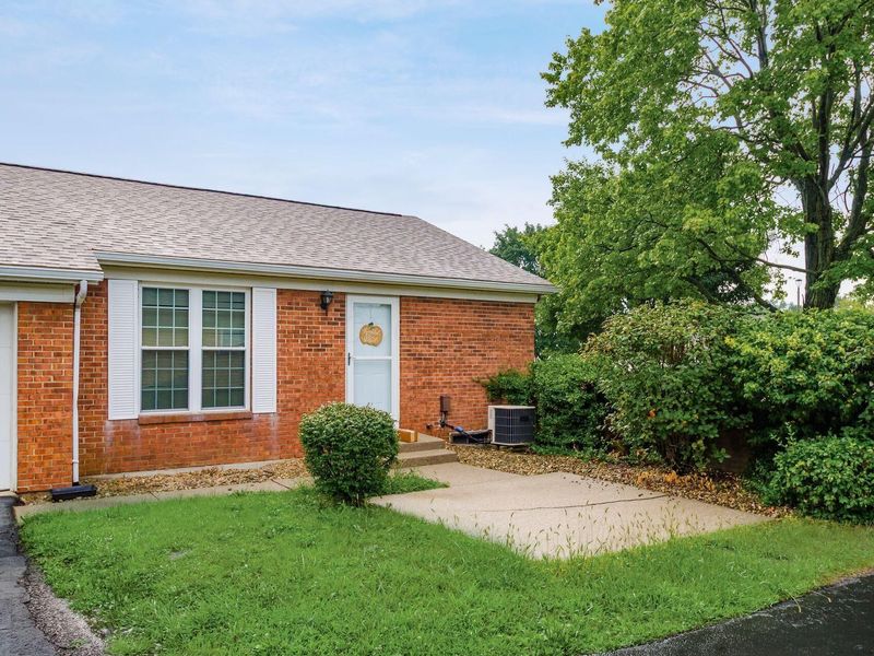5845-5847 Forest Hills Boulevard, Columbus, OH 43231 Photo 16