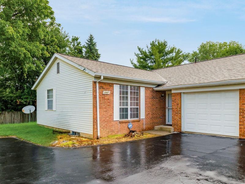 5845-5847 Forest Hills Boulevard, Columbus, OH 43231 Photo 5